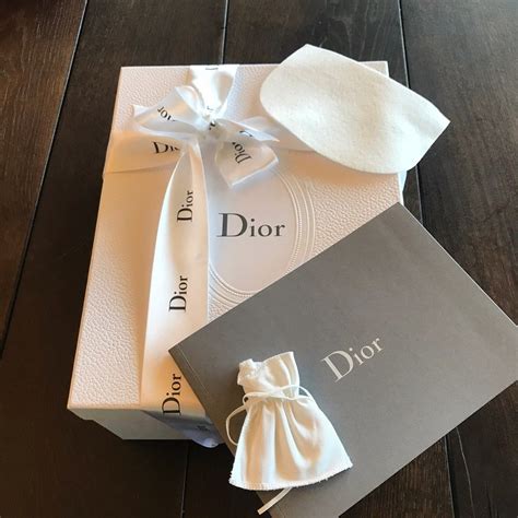 dior eco shipping box reddit|dior art of gifting clutch.